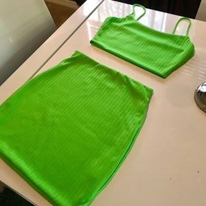 💚Neon green two piece skirt set 💚